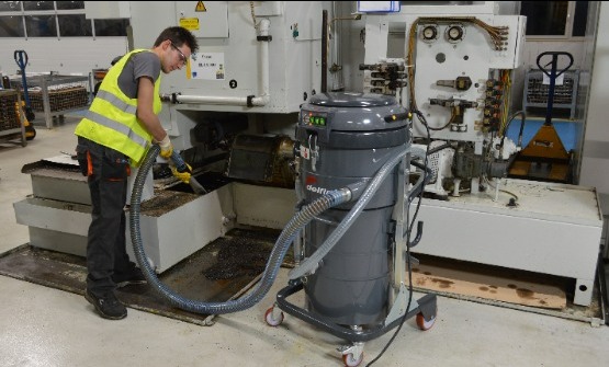 cnc machine cleaning