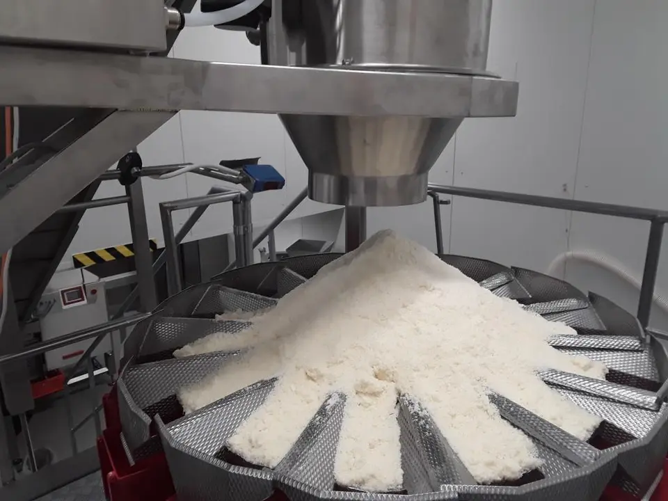 Trasporto pneumatico per formaggio grattugiato - macchinario
